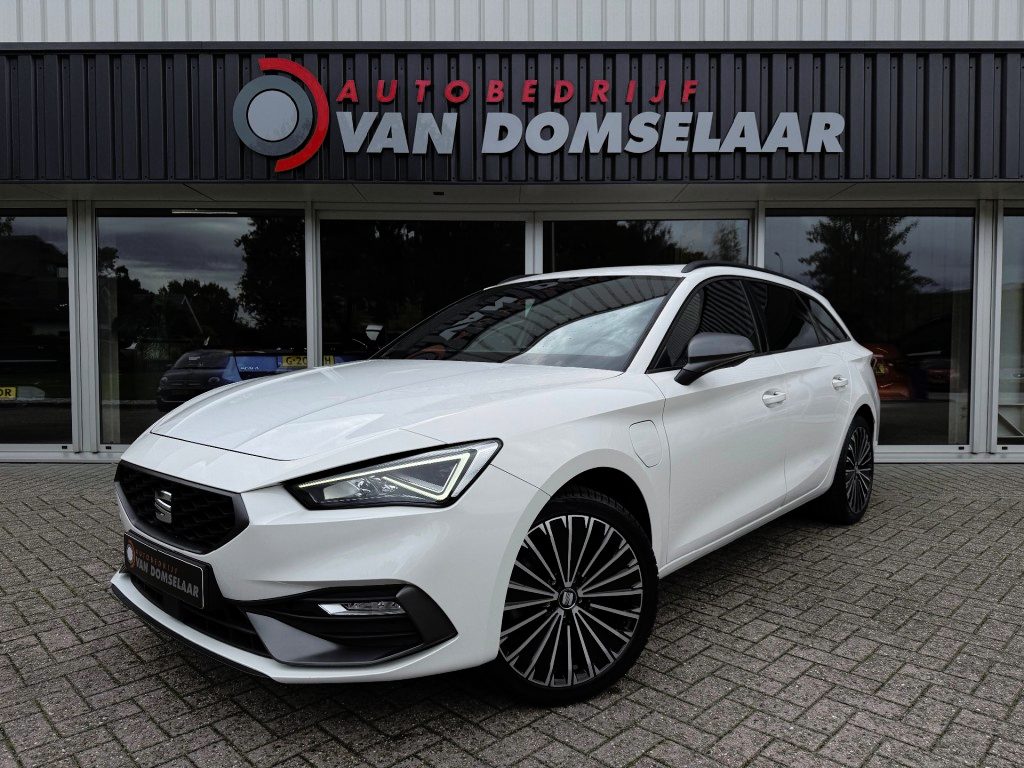 SEAT Leon Sportstourer 1.4 TSI eHybrid PHEV FR Business Intense - Pano Camera Full LED