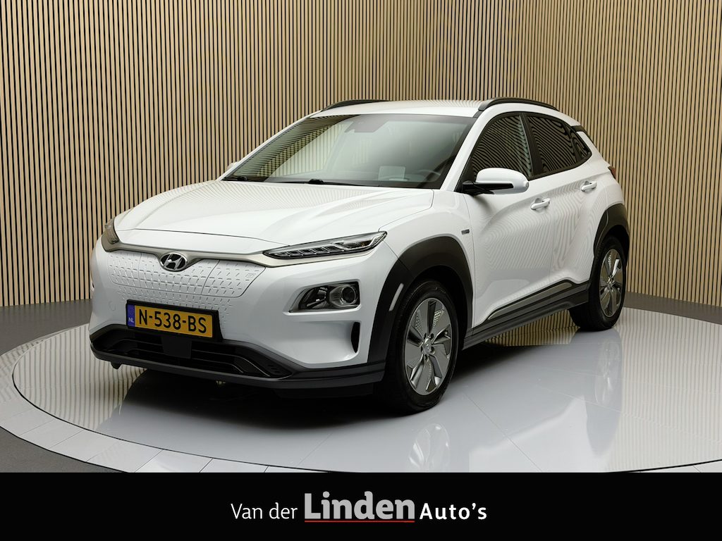 Hyundai Kona Electric EV Fashion 64 kWh 3- Fase SOH 92,4% | Warmtepomp | Camera | Navigatie | Head-Up Display