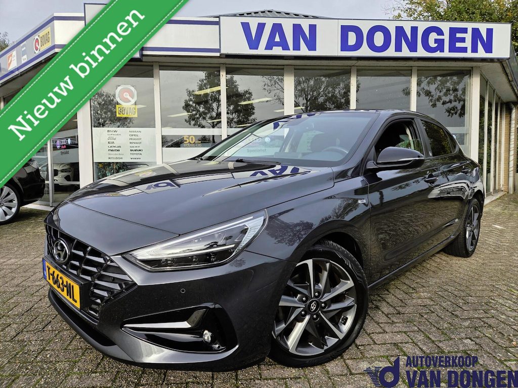 Hyundai i30 Fastback 1.5 T-GDi MHEV Premium 30th | Facelift | Carplay / Camera
