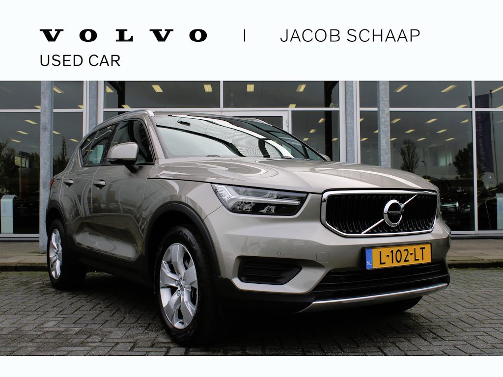 Volvo XC40 T2 130PK Automaat Momentum Business | Schuif/kanteldak | H&K Audio | Pilot-Assist | Keyless | PDC Voor + Achter |