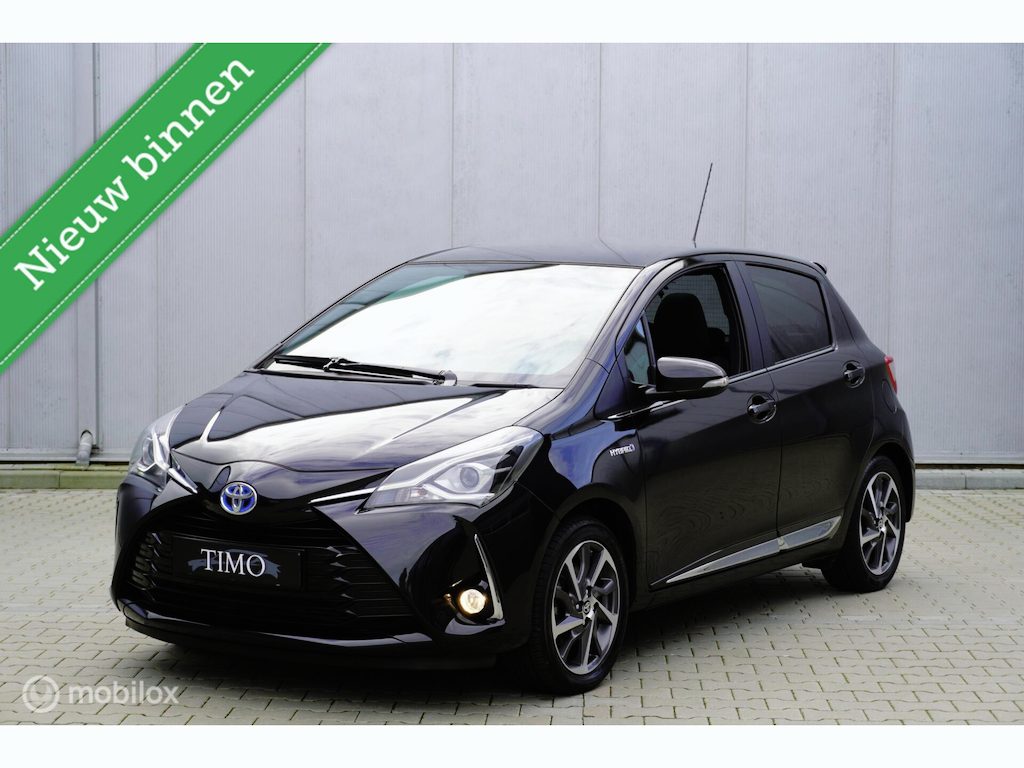 Toyota Yaris 1.5 Hybrid Premium