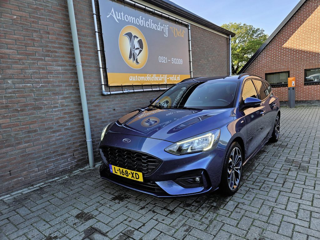 Ford Focus Wagon 1.0 EcoBoost ST Line Business