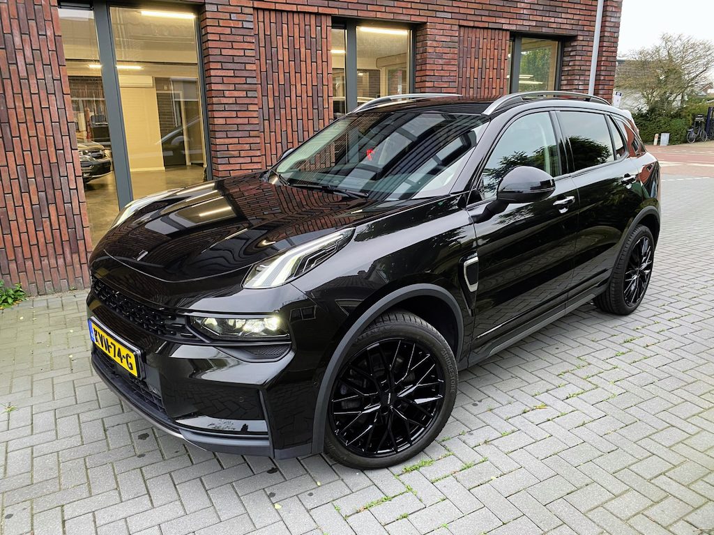 Lynk & Co 01 1.5 | Black edition| Trekhaak
