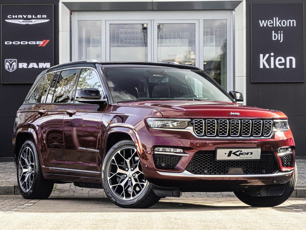 Jeep Grand Cherokee 2.0 Summit Reserve 4xe | Luchtvering | Passenger Display | Trekhaak | 360 Camera | Memory Stoelen | Stoelverwarming + ventilatie |