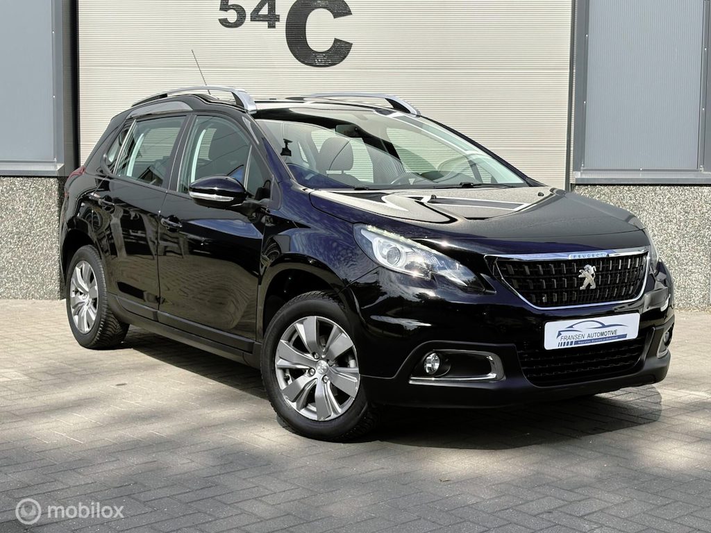 Peugeot 2008 1.2 PureTech Trekhaak/Pano/Airco Prachtige auto