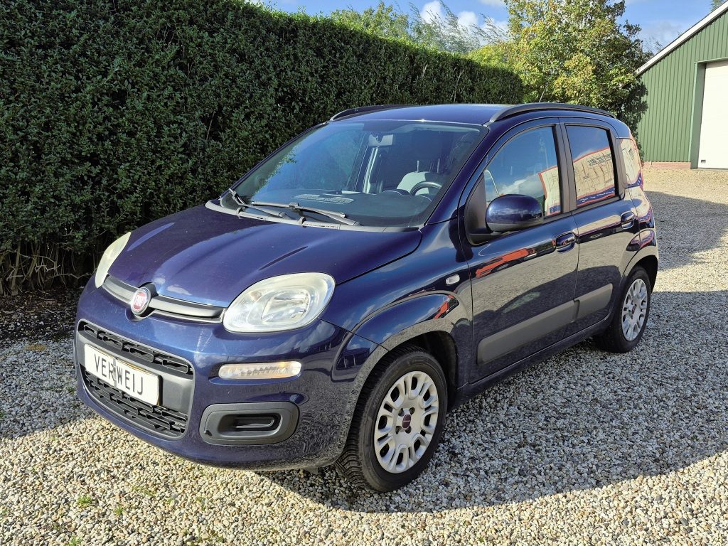 Fiat Panda TwinAir Turbo 85PK Lounge Clima | PDC | Voorruitverwarming | Bluetooth