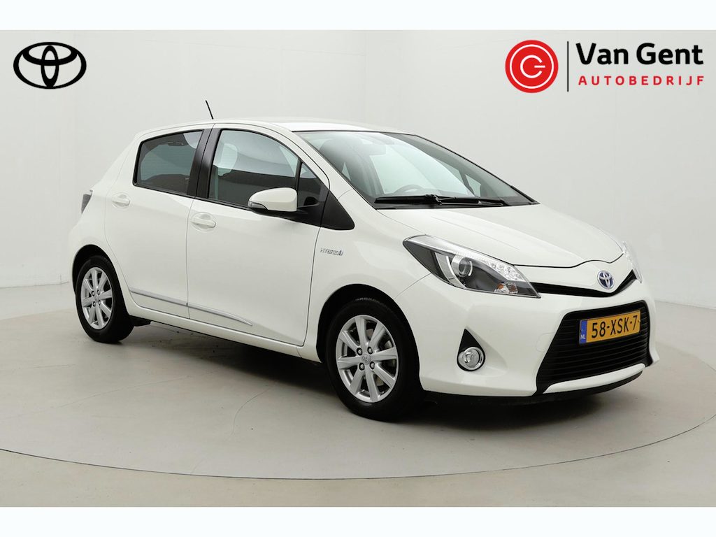 Toyota Yaris 1.5 Hybrid Aspiration | Volledige dealerhistorie | Origineel NL | Navigatie | Cruise Control | Clima | Parkeersensoren achter | Camera | 15 inch | Bluetooth