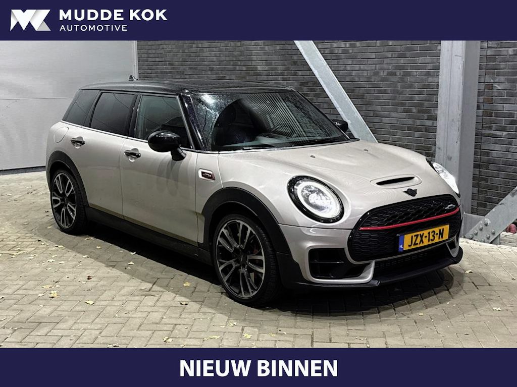 MINI Clubman 2.0 JCW ALL4 John Cooper Works | Panoramadak | Stoelverwarming | Keyless | Cruise Control | Navigatie | 19 Inch