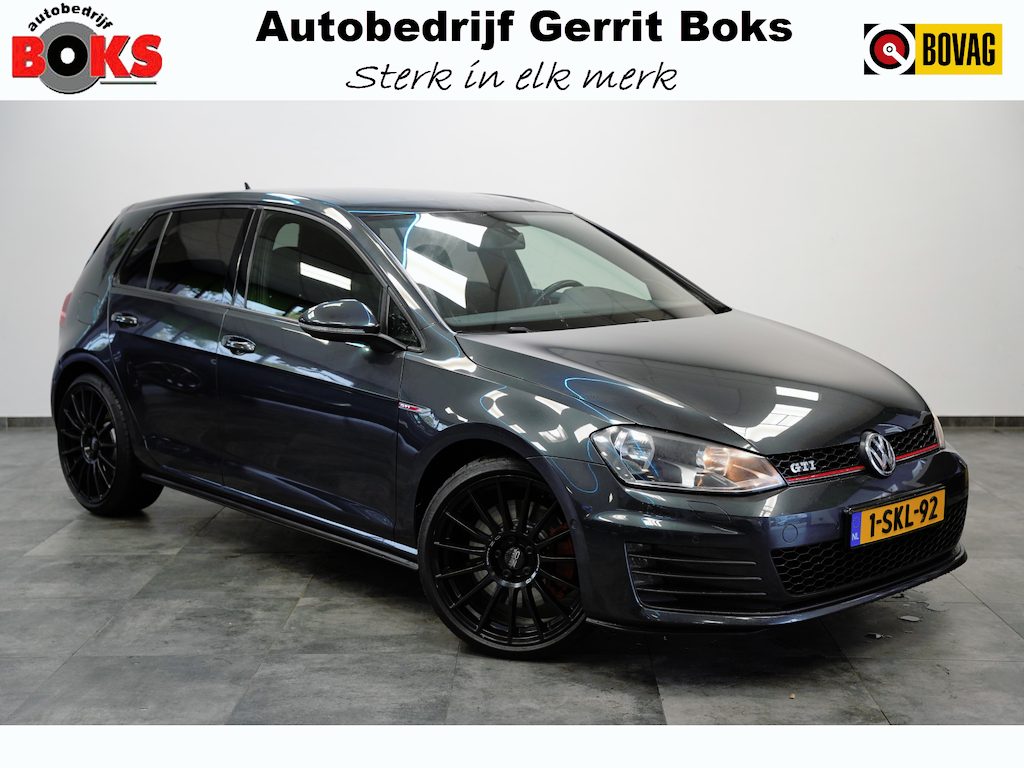 Volkswagen Golf 2.0 TSI GTI Performance 230PK | PERFORMANCE | PANO | DCC | DISCOVER PRO | PARK ASSIST | STOELVERWARMING