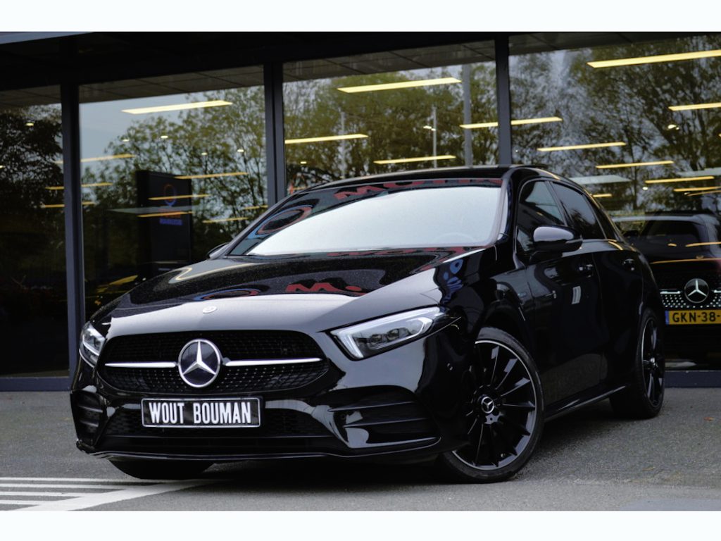 Mercedes-Benz A-klasse 250 e AMG Multibeam Panorama Widescreen Sfeer Camera Night Pdc