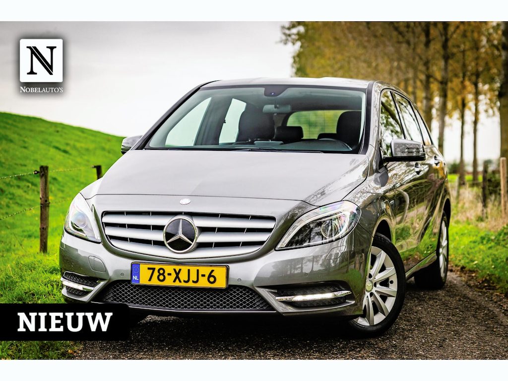 Mercedes-Benz B-klasse 180 Ambition |Nap |Leder |Trekhaak |PDC