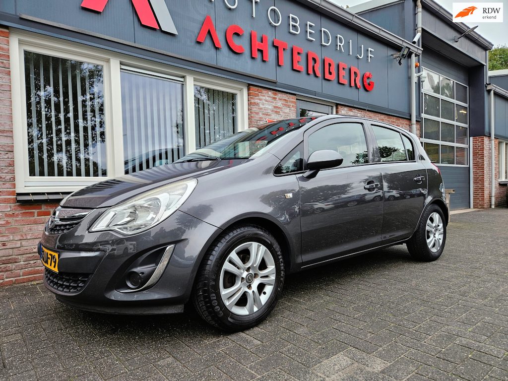 Opel Corsa 1.2-16V Cosmo Airco! Trekhaak! Cruise Control! 5-Deurs! Nette Auto!