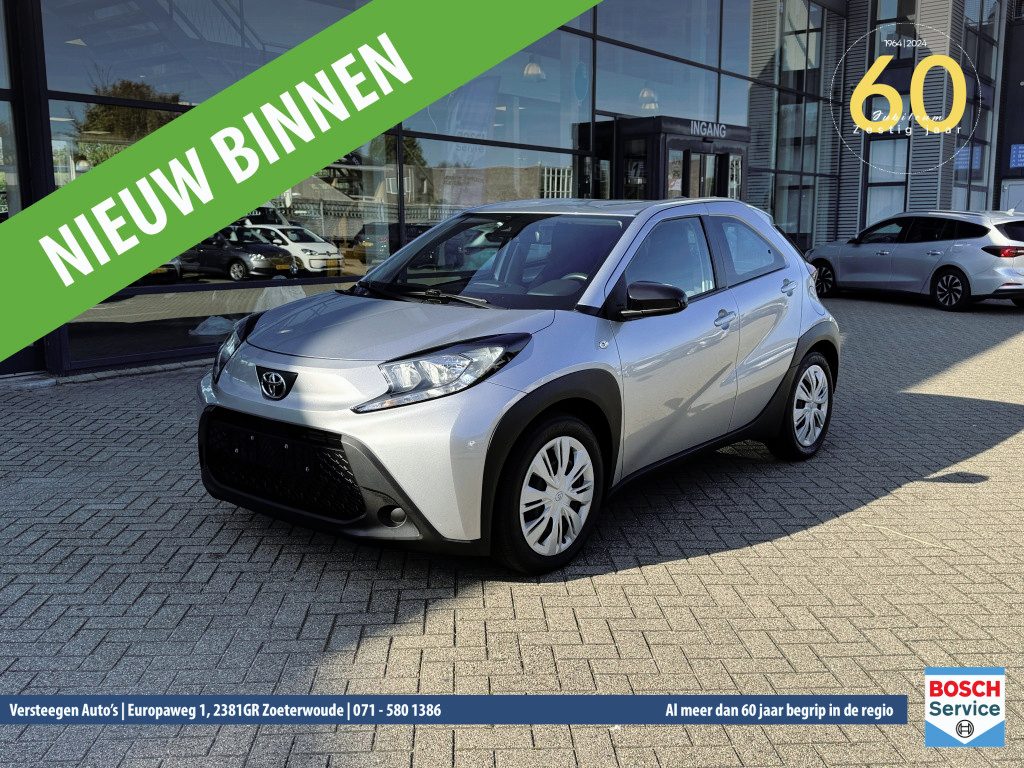 Toyota Aygo X 1.0 VVT-i MT 72pk Business