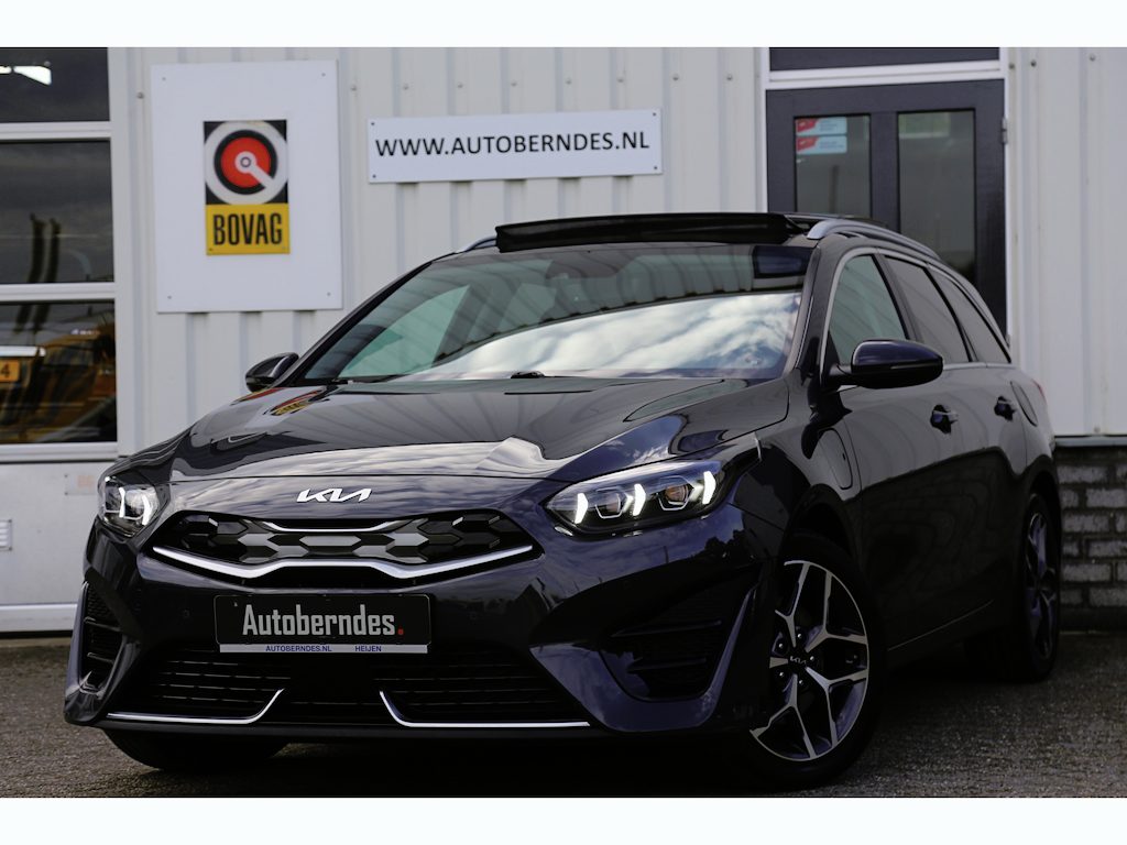 Kia Ceed Sportswagon 1.6 GDI PHEV Platinum*Perfect Onderh*Pano/ACC met stuurhulp/Leder/Stoelverw.V+A/Stuurverw./Stoelkoeling/Memorie/Camera/DAB/LED/Dodehoek/Elek. Klep/Parkeersens.V+A/VOL*