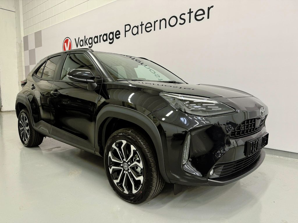 Toyota Yaris Cross 1.5 Hybrid 130 PDC / Blind Spot / Stuur & Stoelverwarming / NIEUW