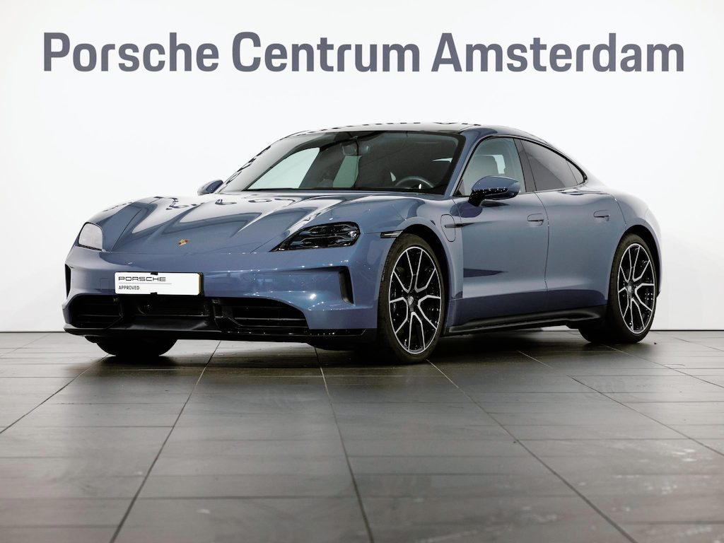 Porsche Taycan 4