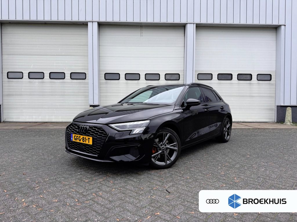 Audi A3 Sportback 35 TFSI S edition 150PK | B&O | Dynamica stoelen incl. rode stickels | Parkeerhulp Plus | Stoelverw. voor