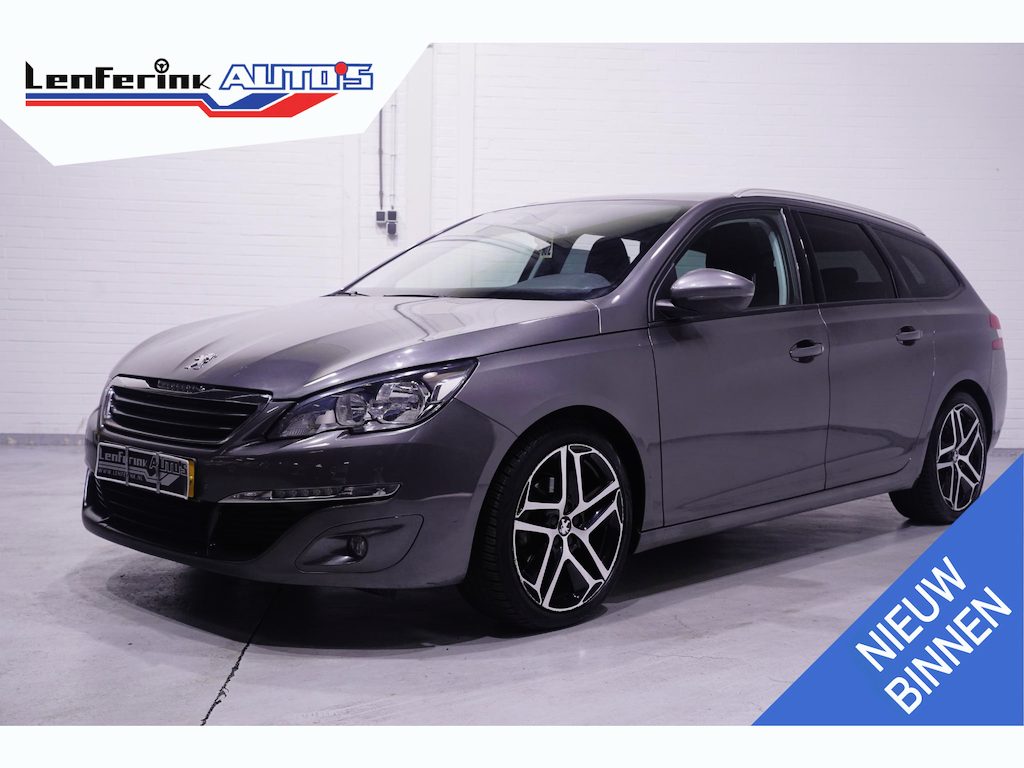 Peugeot 308 SW 1.2 PureTech Blue Lease Executive Navi Clima Panodak Trekhaak Cruise