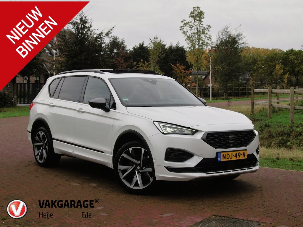 SEAT Tarraco 1.4 TSI e-Hybrid PHEV FR | Panoramadak | Trekhaak | 360 Camera | Sfeerverlichting | Sportstoelen | Dealeronderhouden |
