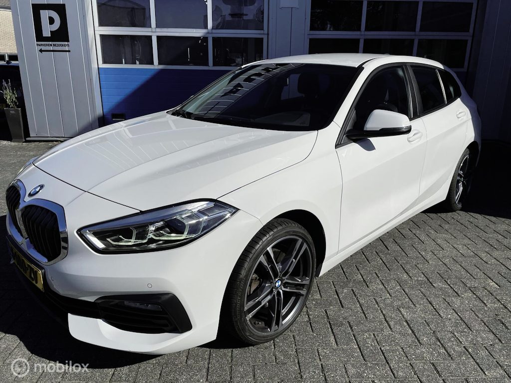 BMW 1-Serie 116i Business Edition Sp.interieur+ verw.-Led-18