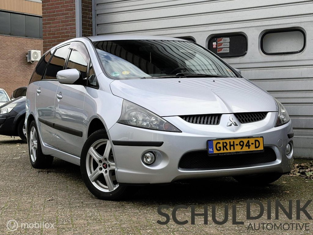 Mitsubishi Grandis 2.4-16V Invite 7 PERSOONS|AUTOMAAT|TREKHAAK