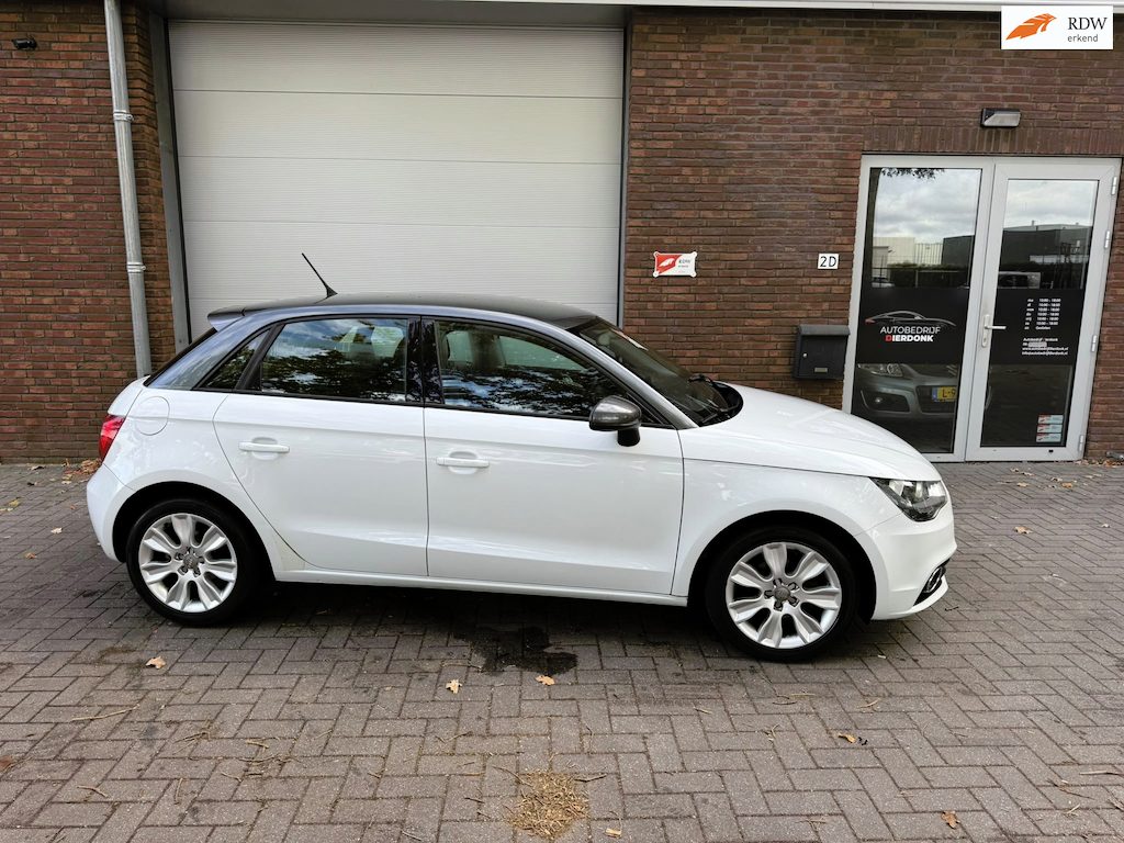 Audi A1 Sportback 1.2 TFSI Ambition|AIRCO|NAVI|NIEUWE APK