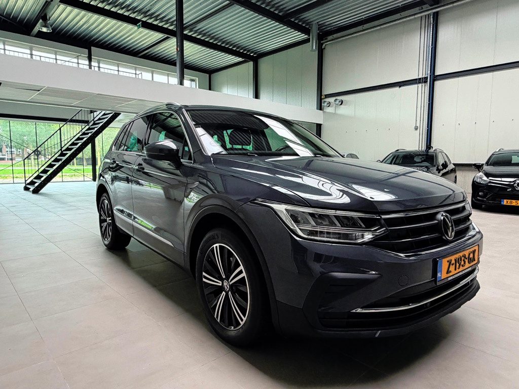 Volkswagen Tiguan 1.5 TSI R-Line Business