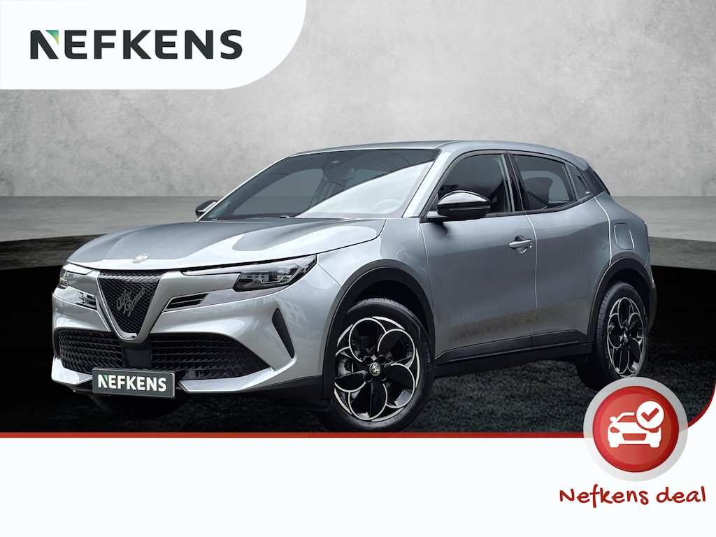 Alfa Romeo Junior Elettrica 54 kWh | ACCU 97% | AppleCarPlay/Android | Parkeersensoren | Climate | Cruise