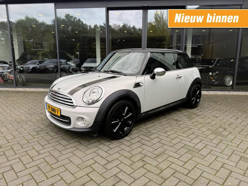 MINI Cooper 1.6 Cooper Chili,Vol Leer,Navi,Clima,Cruise,Stoelverw,Dealer OH,NAP,White-silver metallic