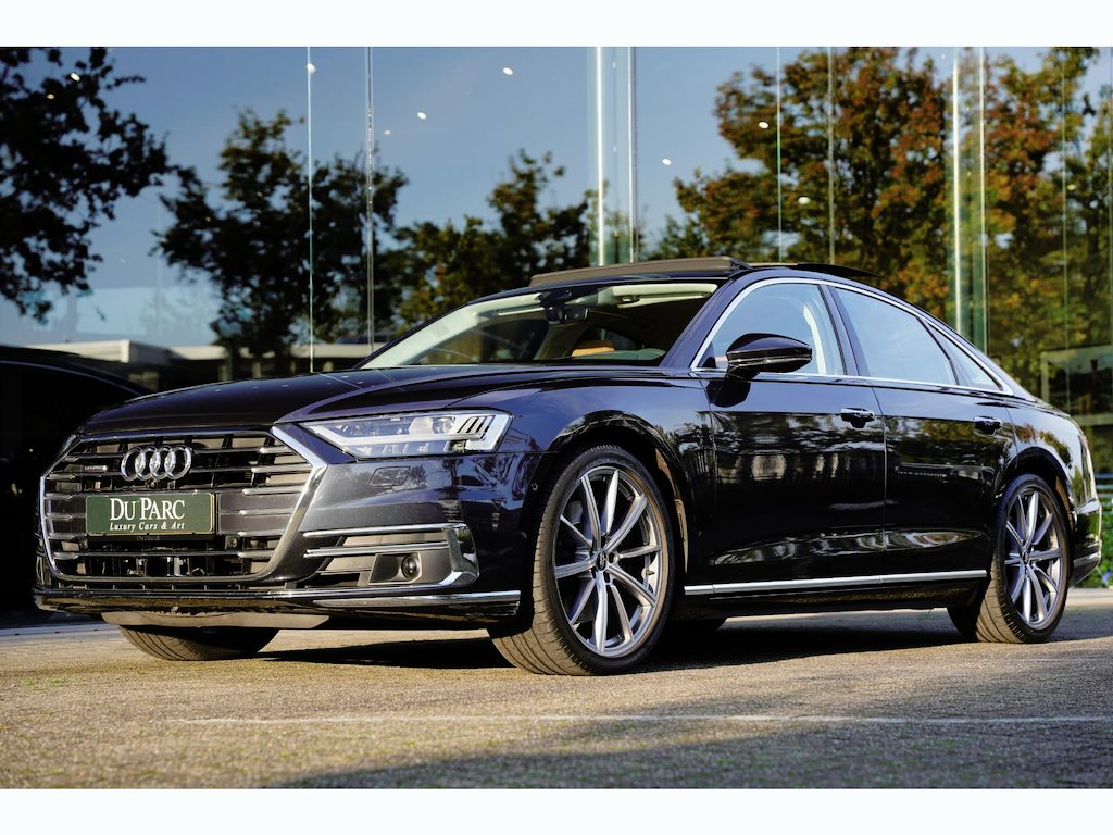 Audi A8 55 TFSI Quattro / Vierwielbesturing / Panoramadak / B&O