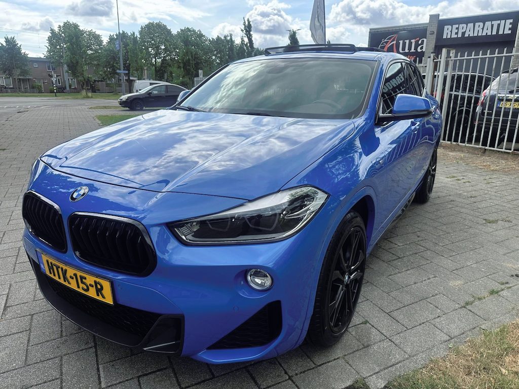 BMW X2 1.8i sDrive M-Sport - Pano - H&K