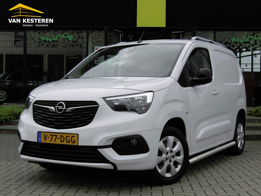 Opel Combo Cargo GB 1.5 Diesel 131pk L1H1 Aut Edition / Trekhaak / Navigatie / Camera / Stoelverwarming / Nieuwstaat