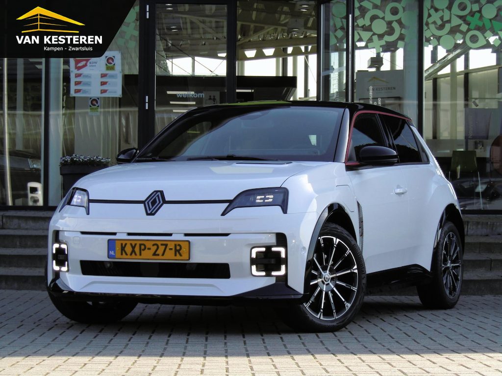 Renault R5 52kWh 150pk comfort range Iconic Cinq / Two-Tone / Navigatie / Camera / Stuur-Stoelverwarming