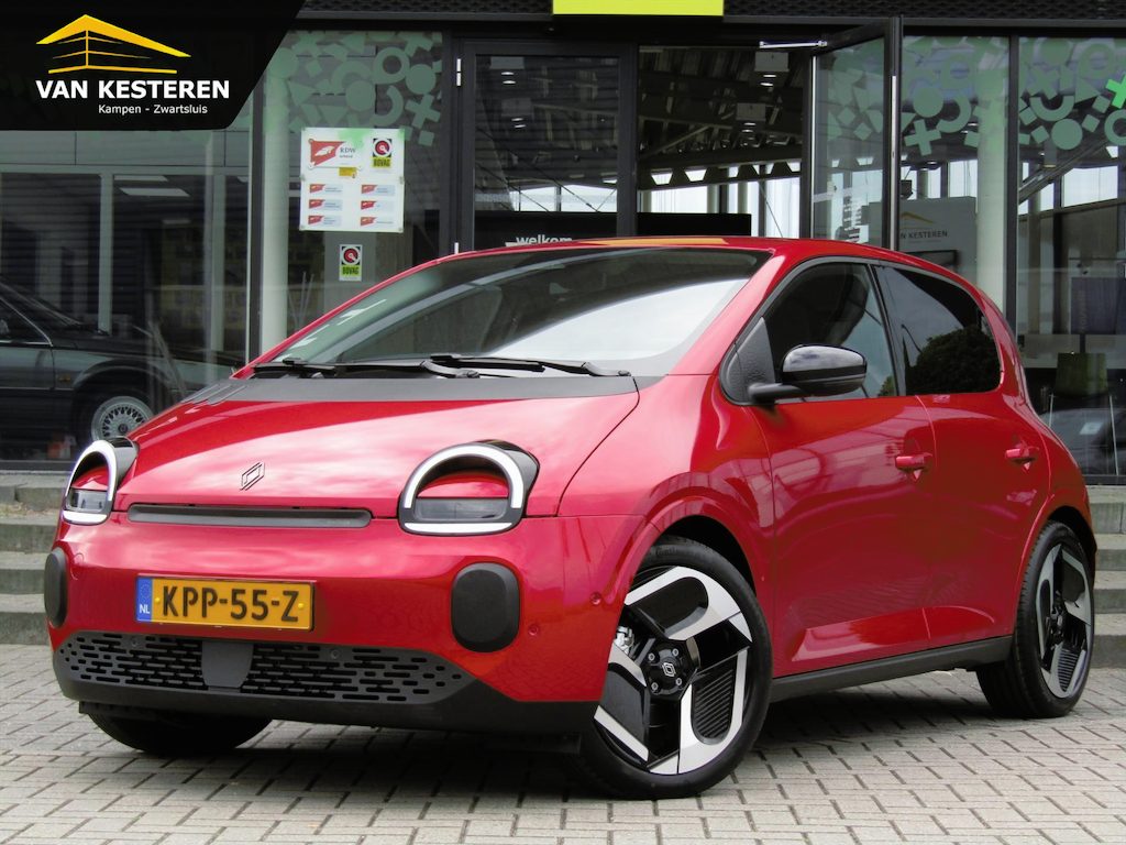 Renault Twingo 82pk Techno / 18'' Velgen / Navigatie / Camera / Blindspot / Stoelverwarming