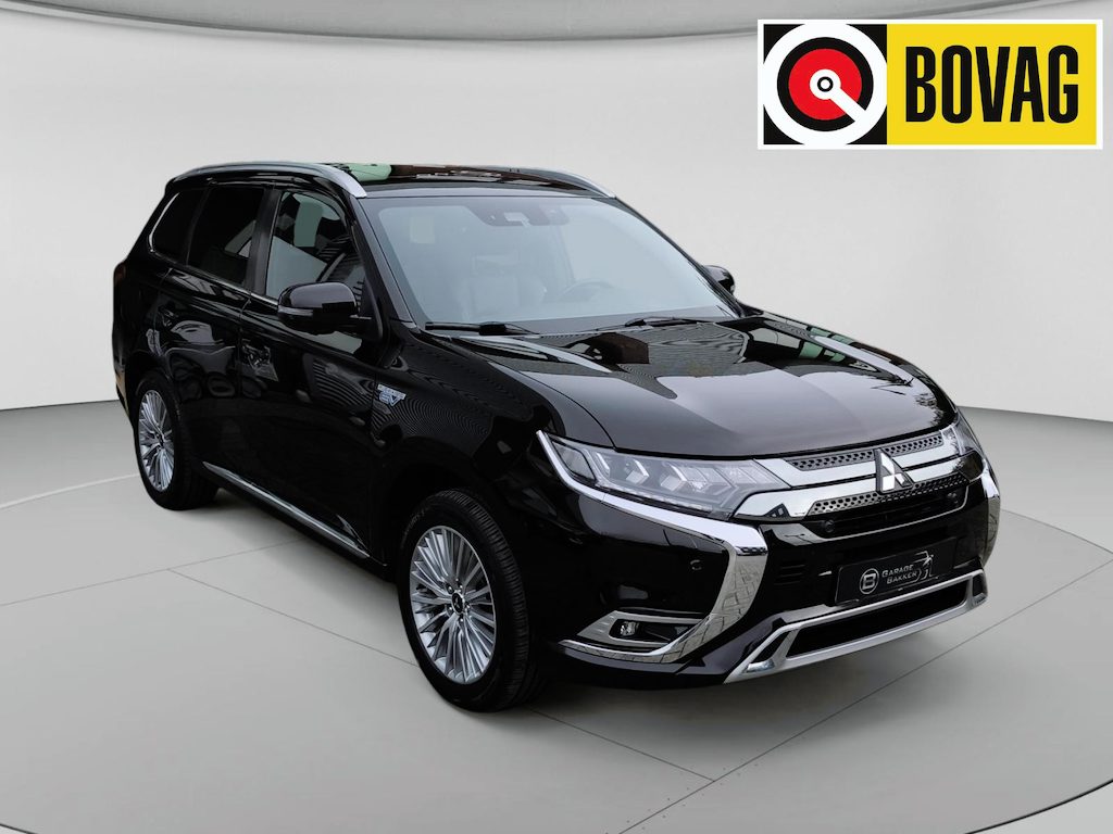 Mitsubishi Outlander 2.4 PHEV Instyle Stuurverwarming | Leder | Schuifdak | 360° Cam