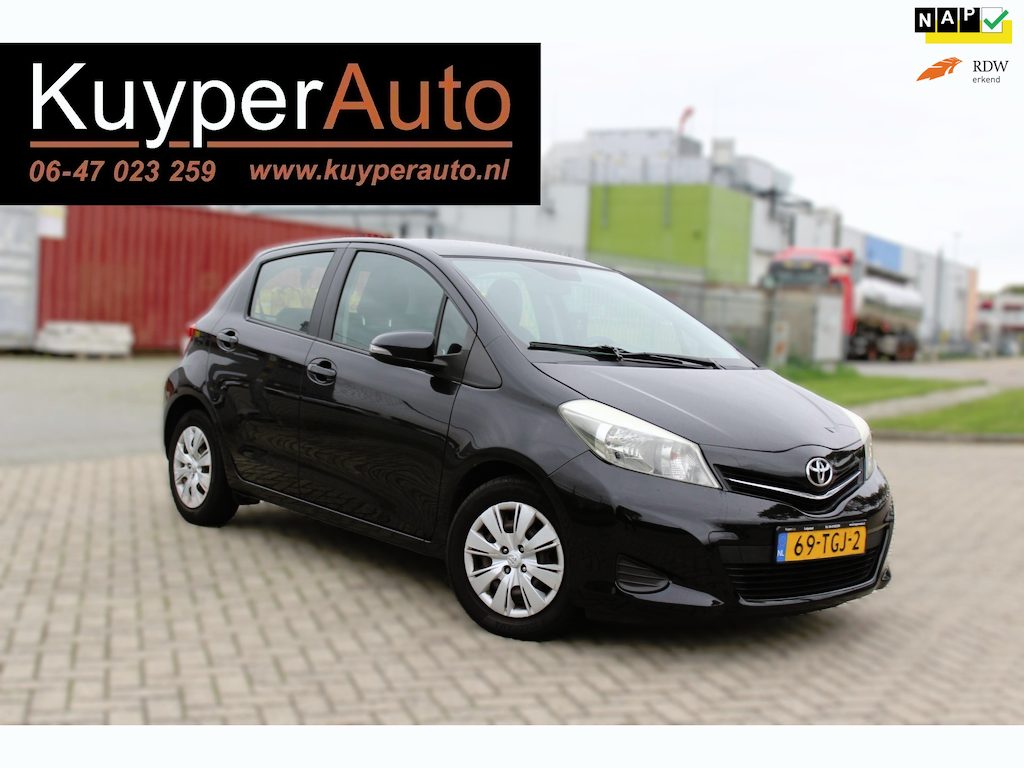 Toyota Yaris 1.3 VVT-i Executive AUTOMAAT PANO CRUISE AIRCO CAMERA