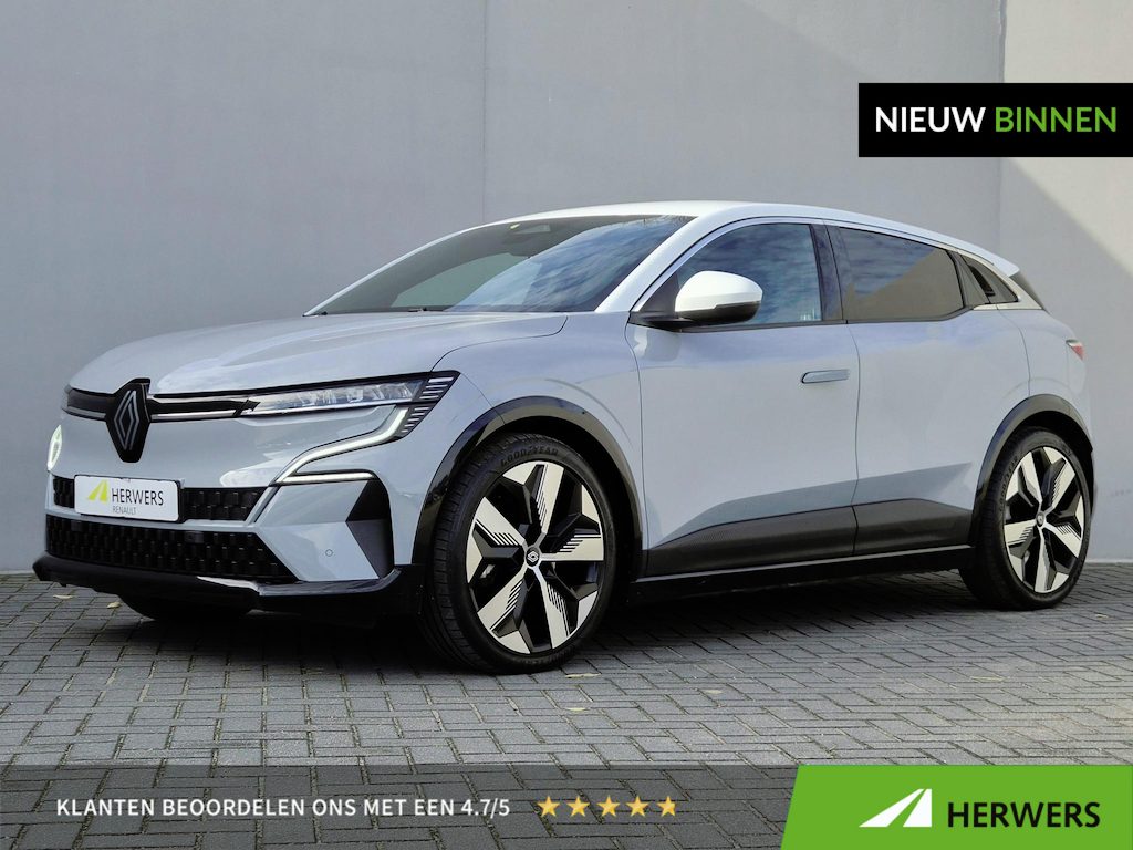 Renault Megane E-Tech comfort range techno 60 kWh / SOH 94% / Dealer onderhouden / CCS snellader / Stuur- & Stoelverwarming / warmtepomp / Apple Carplay Android Auto / Adaptief cruise control / Achteruitrijcamera / Draadloze telefoon lader /