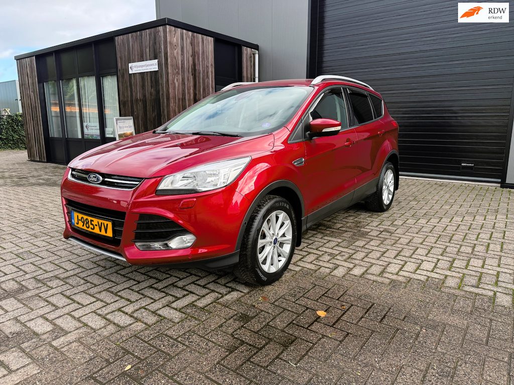 Ford Kuga 1.5 Titanium 150PK|WINTERPAKKET|TREKHAAK|CRUISE CONTROL|NAVIGATIE|DISTRI V.V.|DEALER ONDERHOUDEN|
