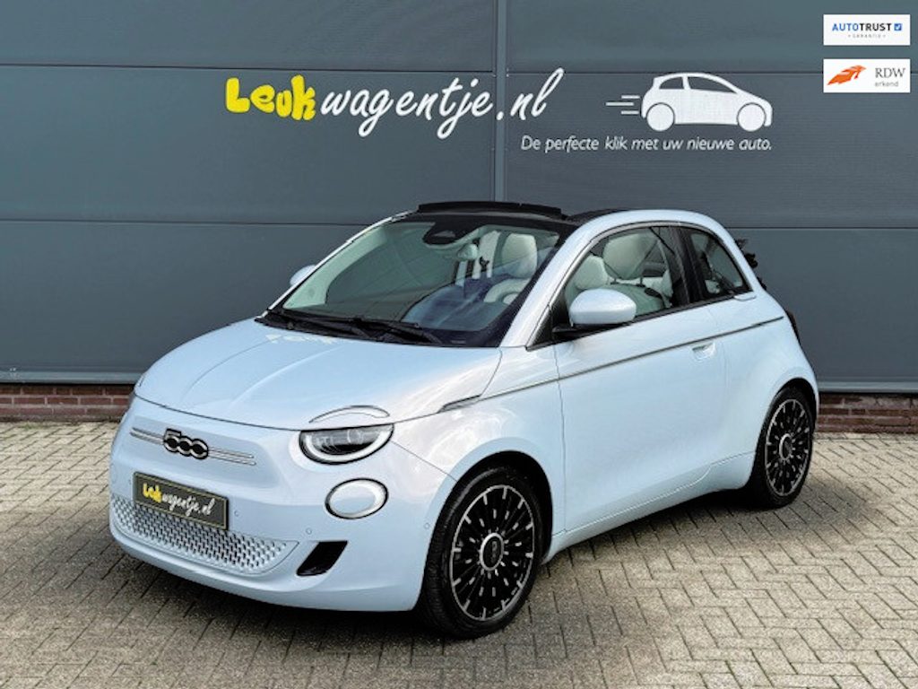Fiat 500C La Prima 42 kWh Cabrio *alle opties *dealeronderhoud