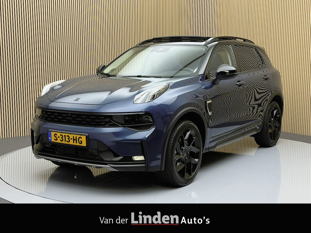 Lynk & Co 01 1.5 Plug-in Hybrid 261PK Black Edition | 360° Camera | Origineel NL | Panoramadak
