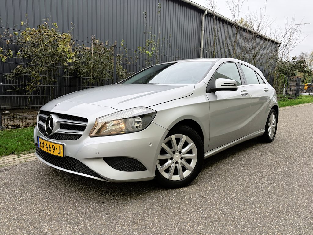 Mercedes-Benz A-klasse 180 Ambition / AUTOMAAT / LEER / NAVI / CRUISE / INCL BTW