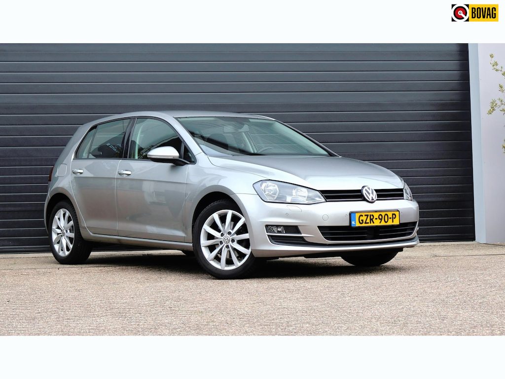 Volkswagen Golf 1.2 TSI Highline PDC/Navi/Cruise/stoelverwarming