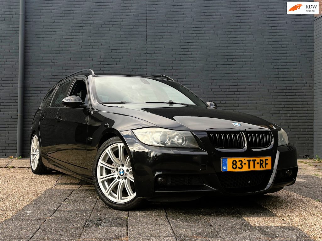 BMW 3-Serie Touring 320i High Executive | Pano | Leder | Trekhaak