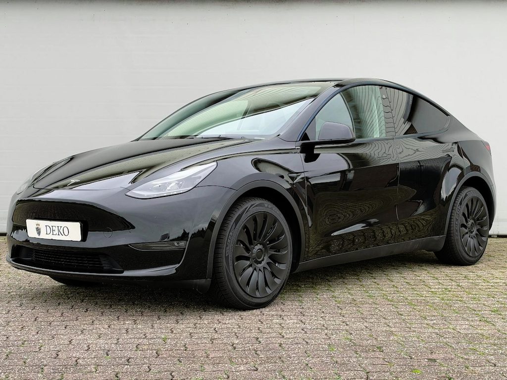 Tesla Model Y AWD Long Range | Zwart/Zwart | 42dkm | Berlijn