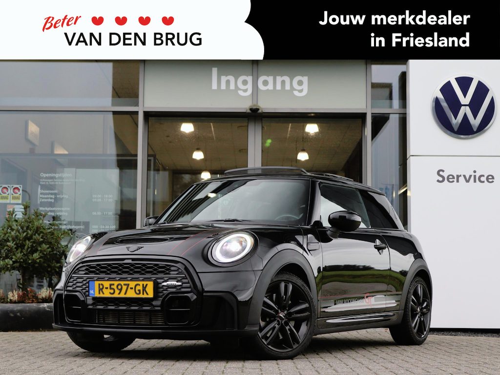 MINI Cooper S 3-Deurs 2.0 178 pk Rockingham GT Edition | Panorama dak | Camera | H&K | Leder | LED | Stoelverwarming | Climate Control |