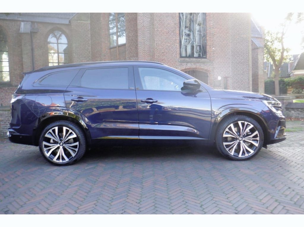 Renault Espace E-Tech full hybrid 200 techno 7p.