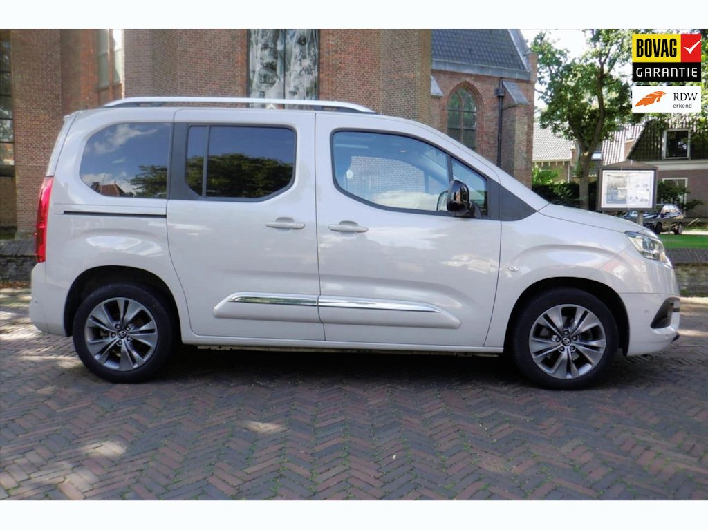 Toyota PROACE CITY Verso 1.2 Turbo Professional
