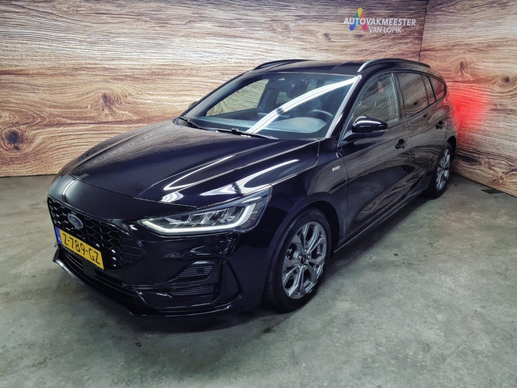 Ford Focus Wagon 1.0 EcoBoost Hybrid 125pk ST-Line All-in prijs + 12 mnd garantie!