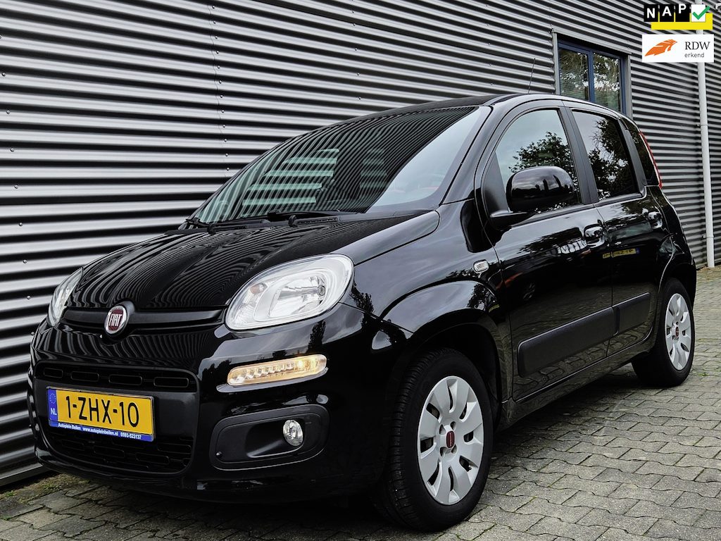 Fiat Panda 0.9 TwinAir Lounge 5drs 01-2015 Zwart Metallic **CLIMATE CONTROL**