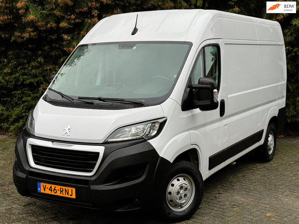 Peugeot Boxer 333 2.2 BlueHDi 120 L2H2 Asphalt
